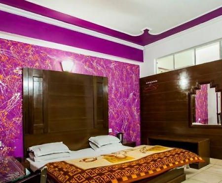 Hotel Library Presidency Mussoorie Exteriér fotografie
